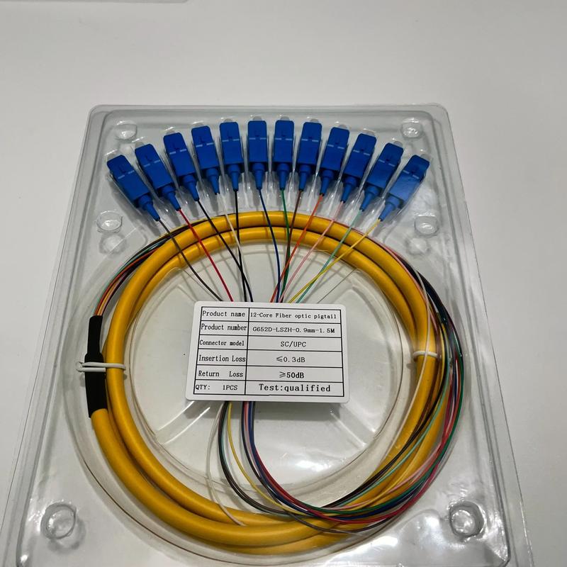 河南霖竹通讯光纤产品工厂可定制各类光纤跳线尾纤分路器等光纤产